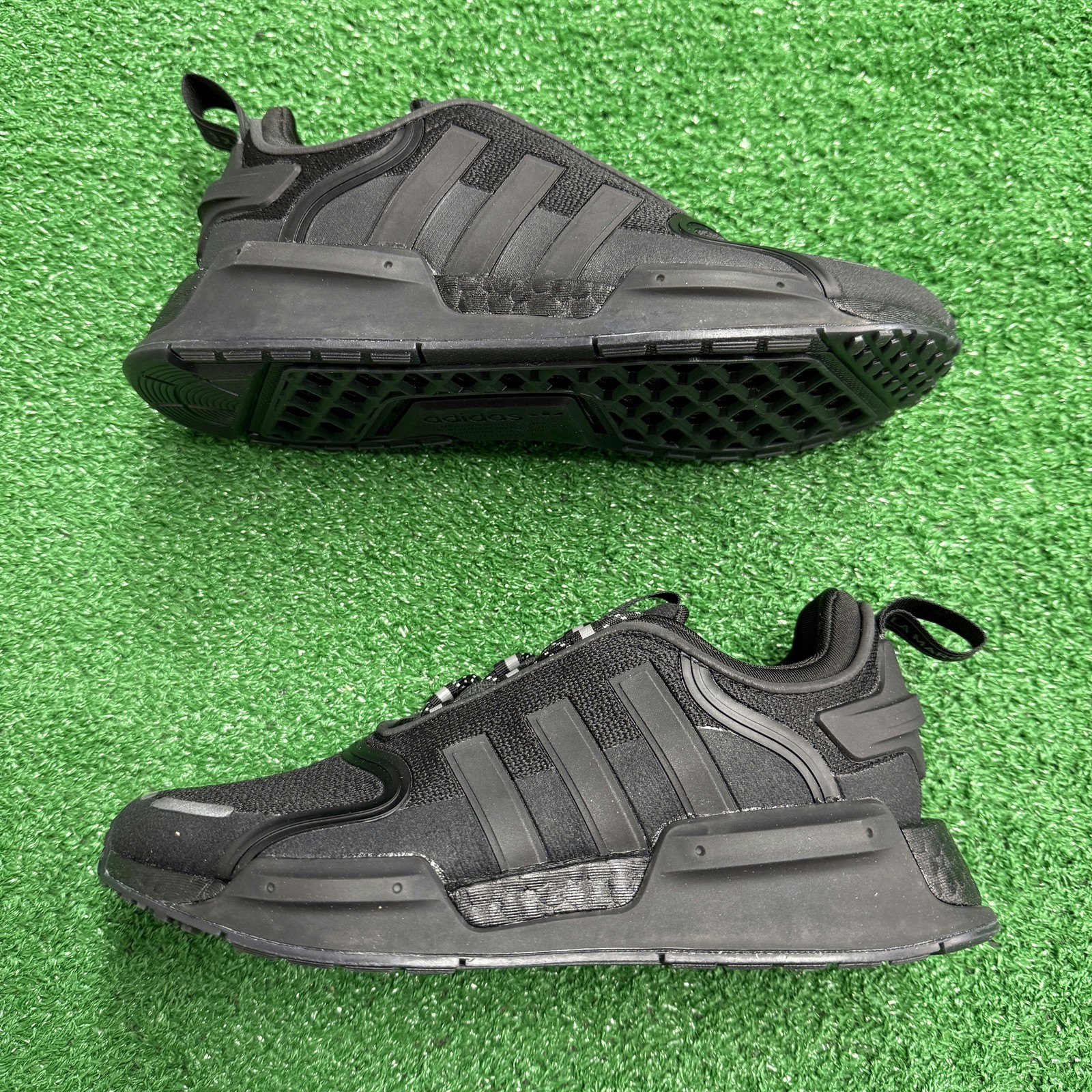 Adidas NMD_R1 V3 Black Womens HQ4278 NEW Multi Sz