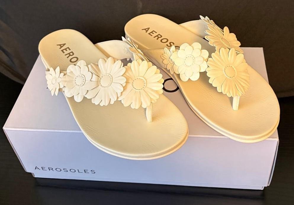 Lot Women’s Shoes Aerosoles(New with Box), Crocs (New without Box) & Birkenstock