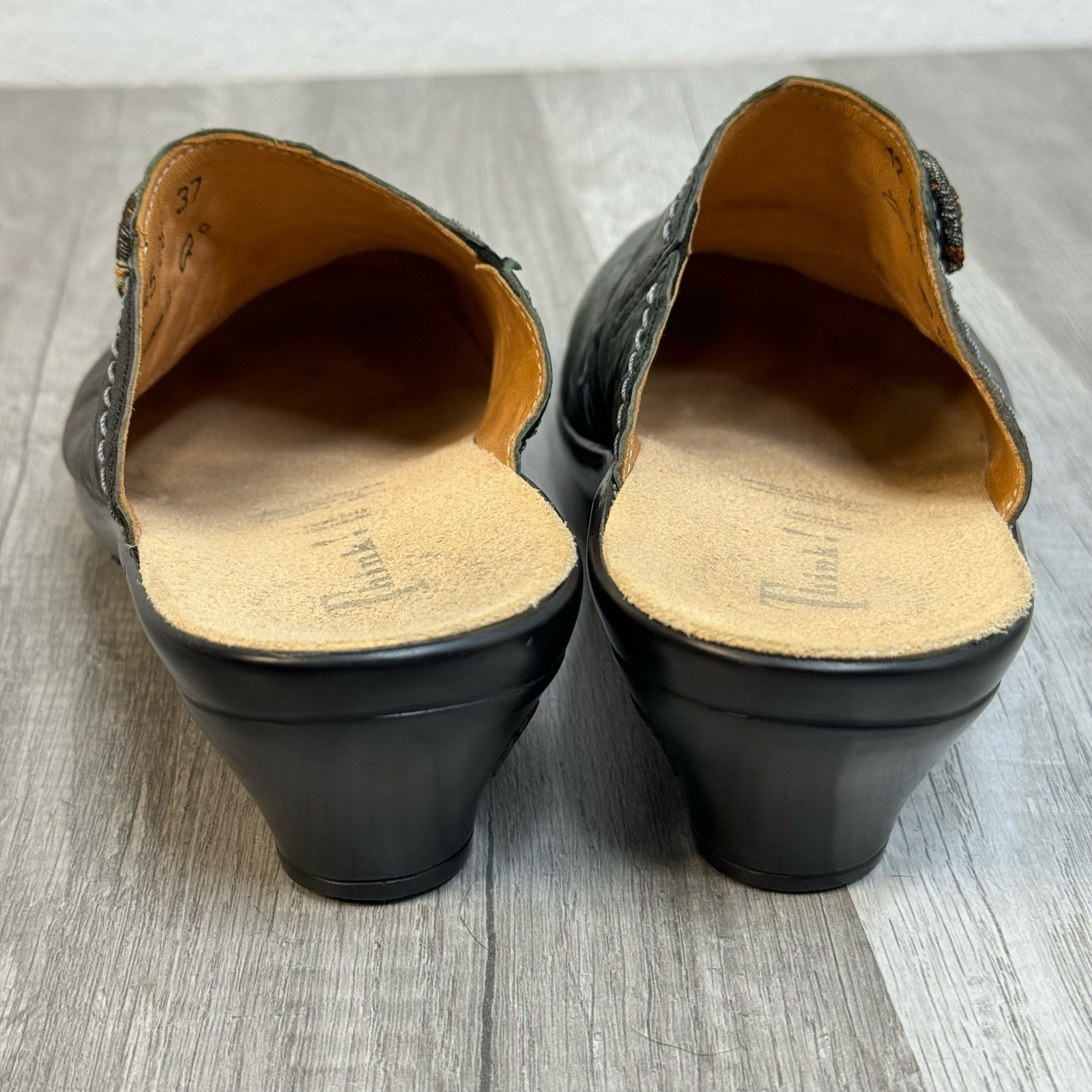 Think! Green Black Brown leather mule clog slip on shoes Size 37/ US 6