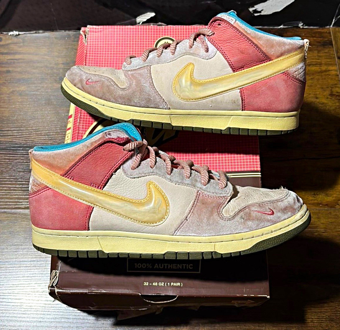 NIKE Dunk Mid SOCIAL STATUS Strawberry Milk Men’s 10.5 Sneakers