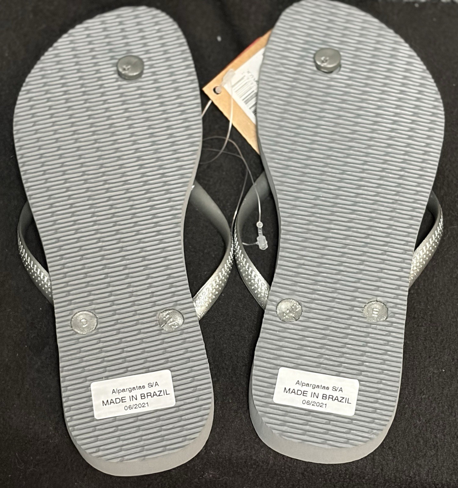 Havaianas Unisex Flip Flops/Sandals. Size 11-12W. Gray Authentic Havaianas