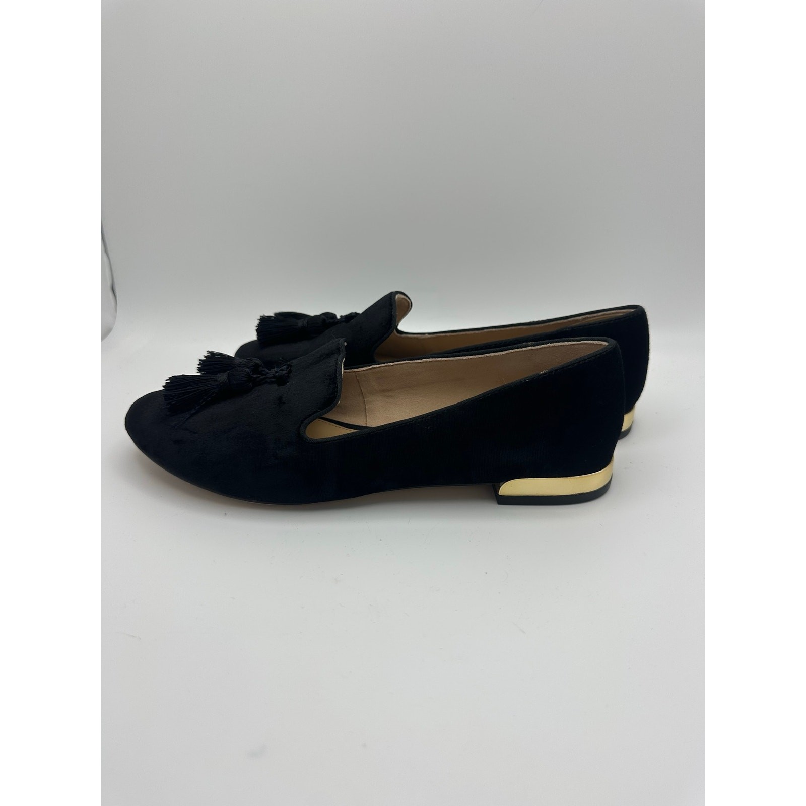 TALBOTS “Ryan” Black Velvet Gold Accent Heel Tassel Loafer Size 6 N