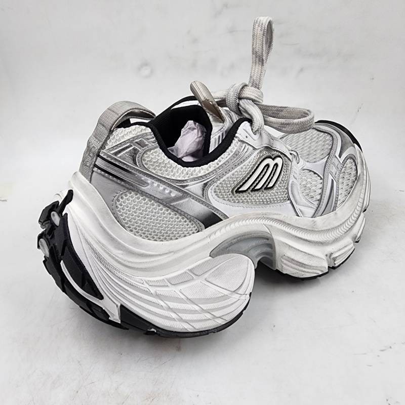 Balenciaga 10XL Low Top Sneakers Women’s 9 White/Black/Grey Pull Tab Lace Up