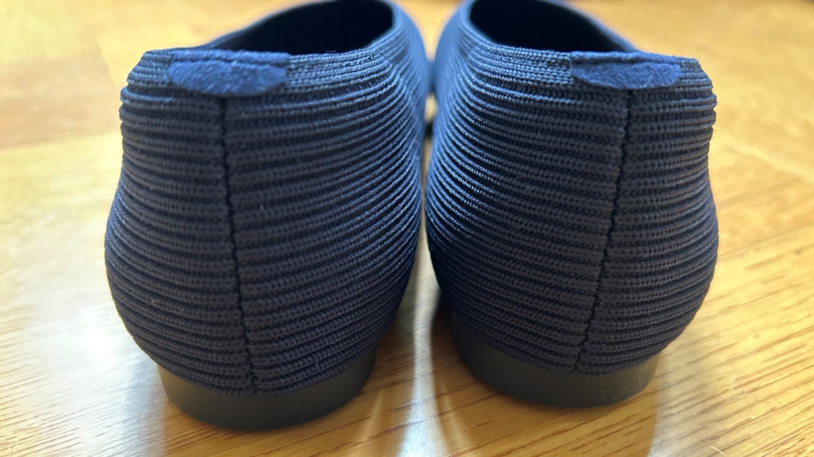 NIB Vivaia Square-Toe Margot 2.0 V-Cut Flats Blue 39.5/8.5 Wide