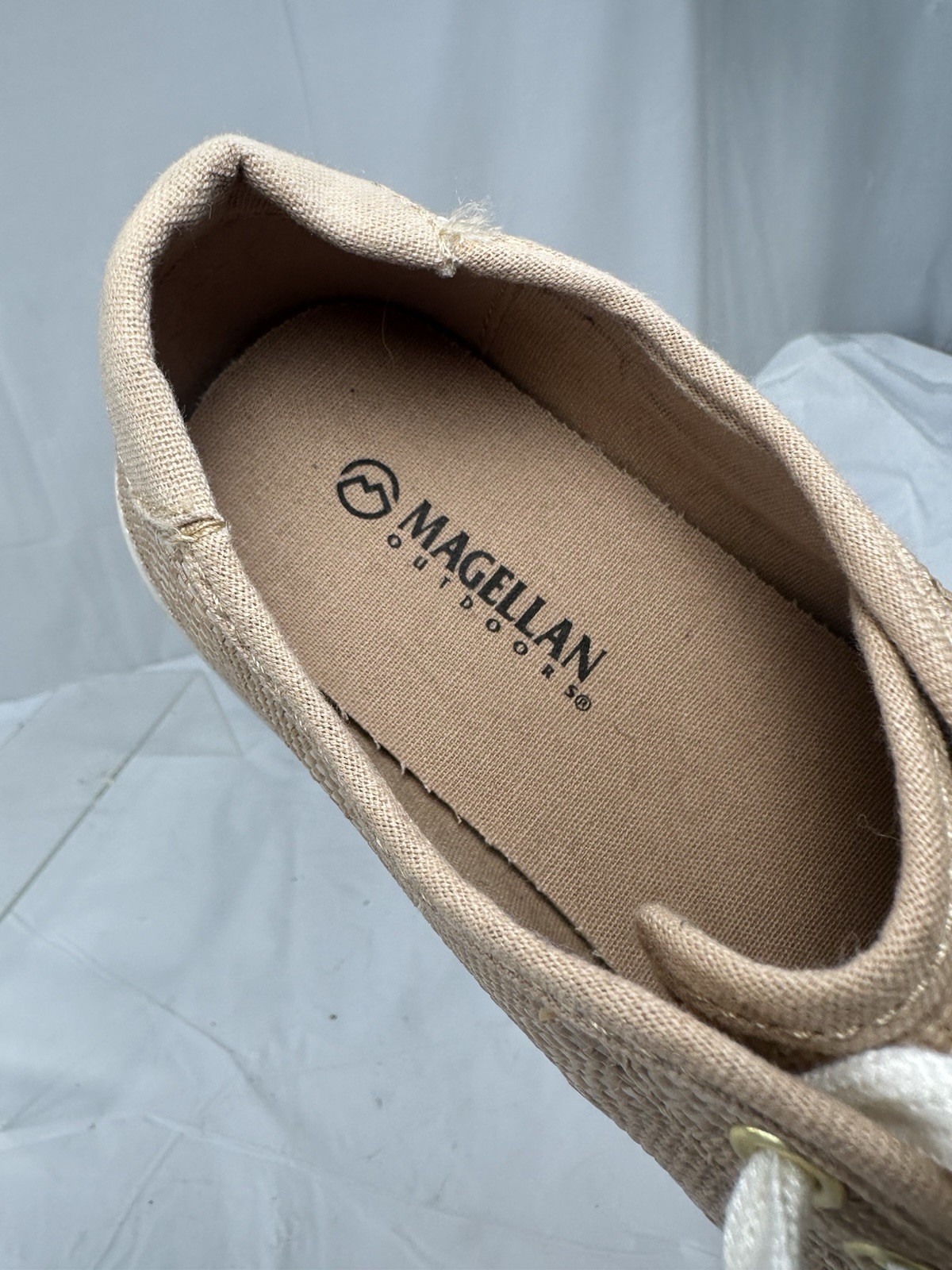 Magellan Outdoors Women’s Sneaker Size 8.5 B Stlye 162286
