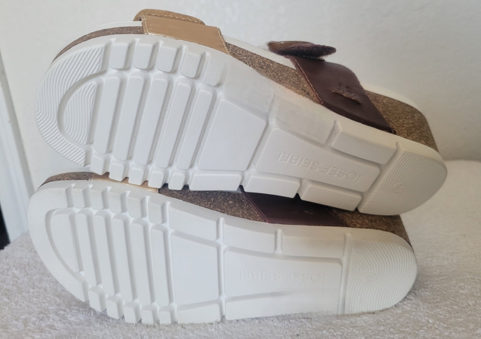 Josef Seibel Quinn 14 Sandals Women’s Gold Kombi Leather Slip-On Sz 38/ 7-7 1/2