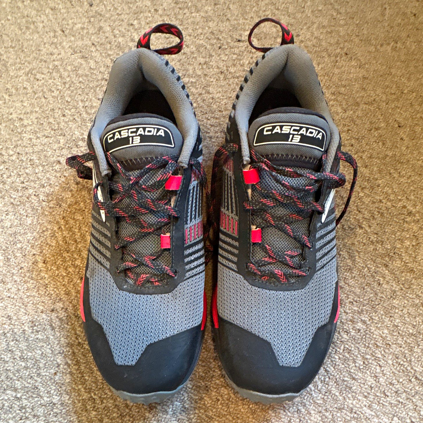 Brooks Cascadia 13 Women’s Trail Running Shoes Breathable Mesh Gray/Black/Pink