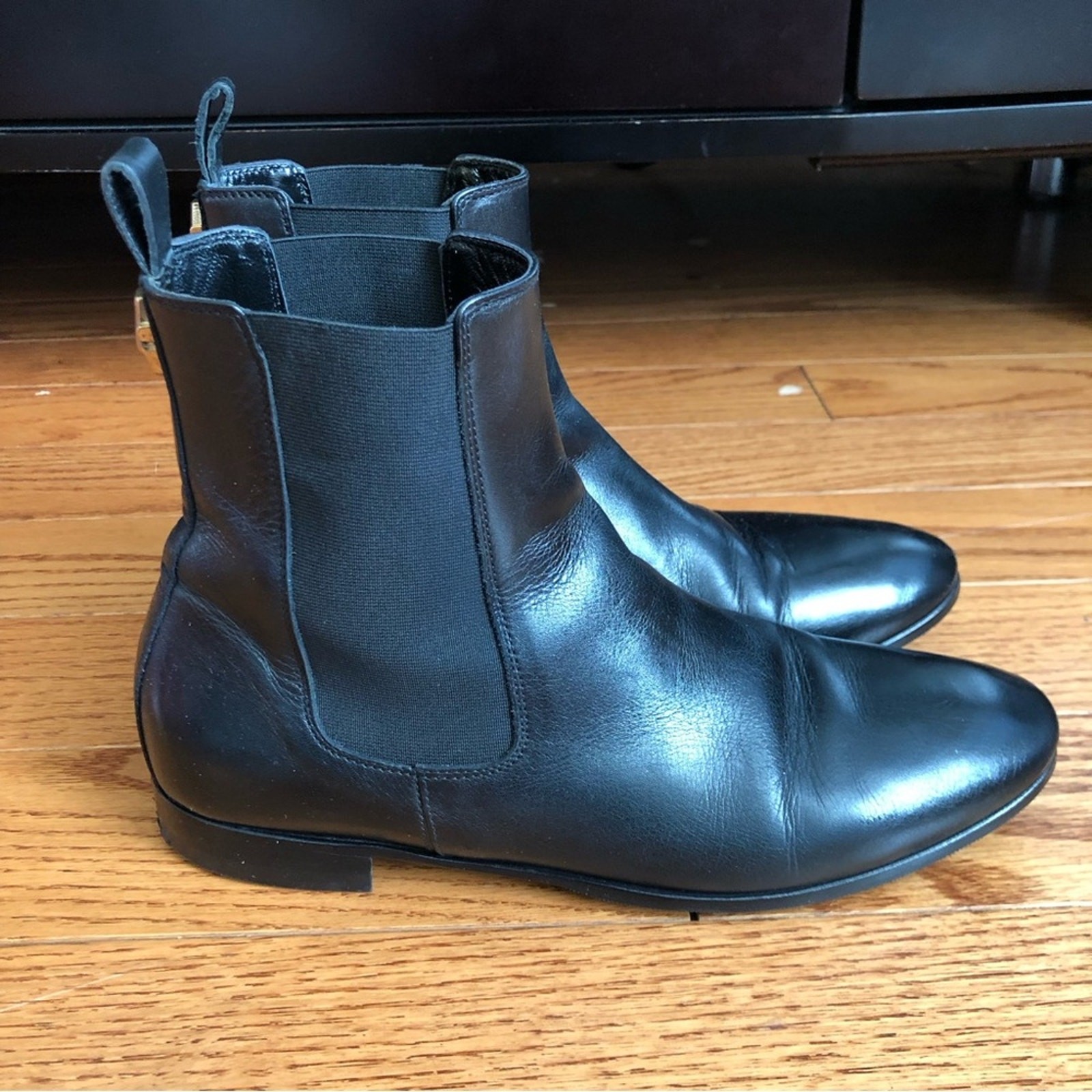 Just Cavalli 100% Calfskin Leather Black Flat Ankle Boots Women’s Sz 8 US 39 EUR