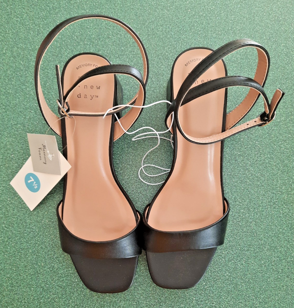 A NEW DAY WOMENS HIGH HEEL DRESS SHOES BRAND NEW WITH TAGS SIZE 7.5 FOOTWEAR