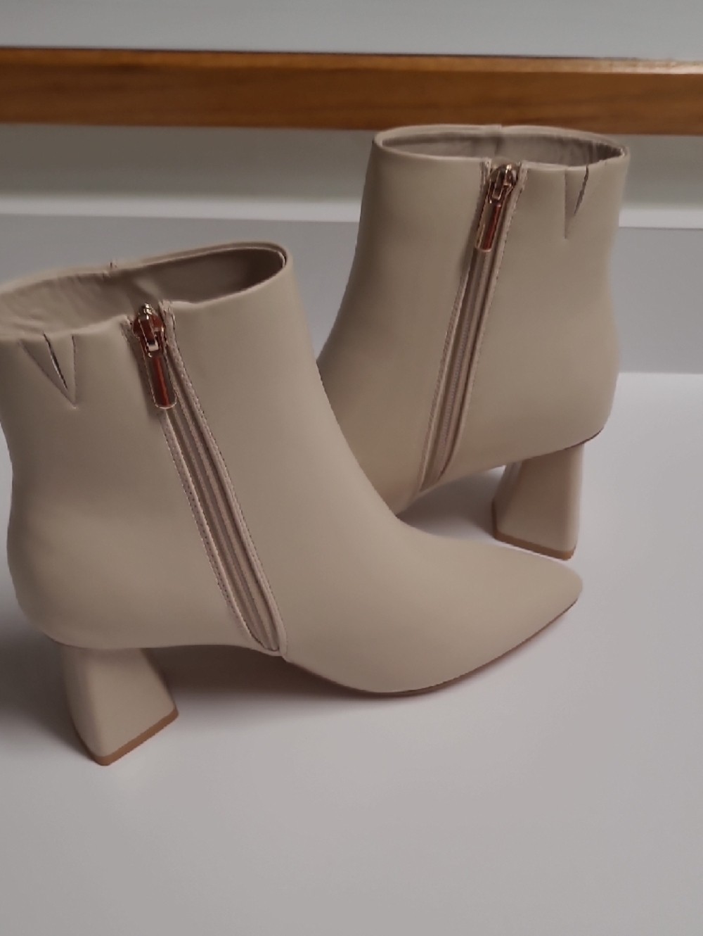 Comfort Beige Women’s Pointed-Toe Ankle Boots – Size 8.5