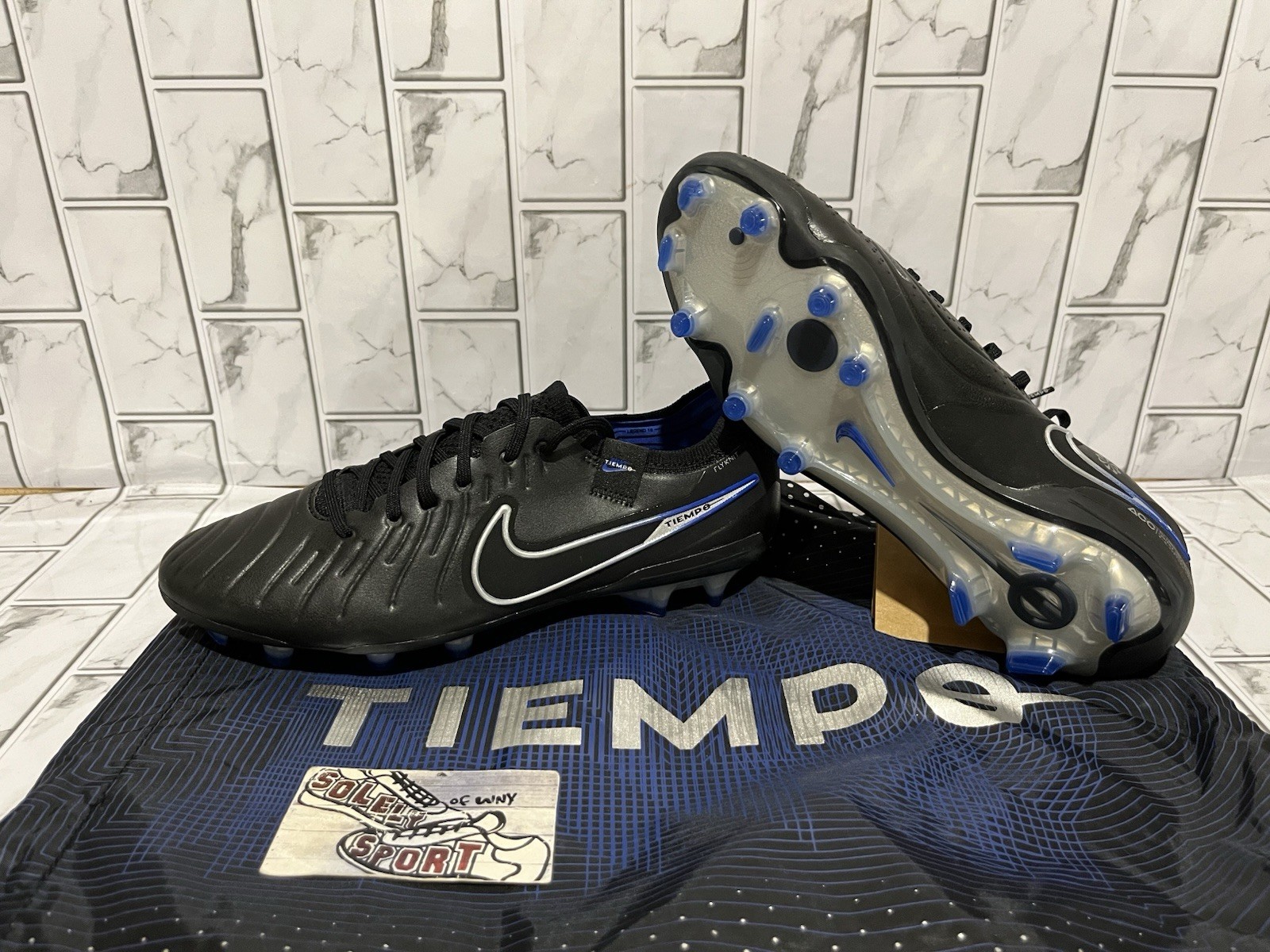 New Nike Tiempo Legend 10 Elite FG ACC Soccer Cleats Black Royal Blue Womens 8