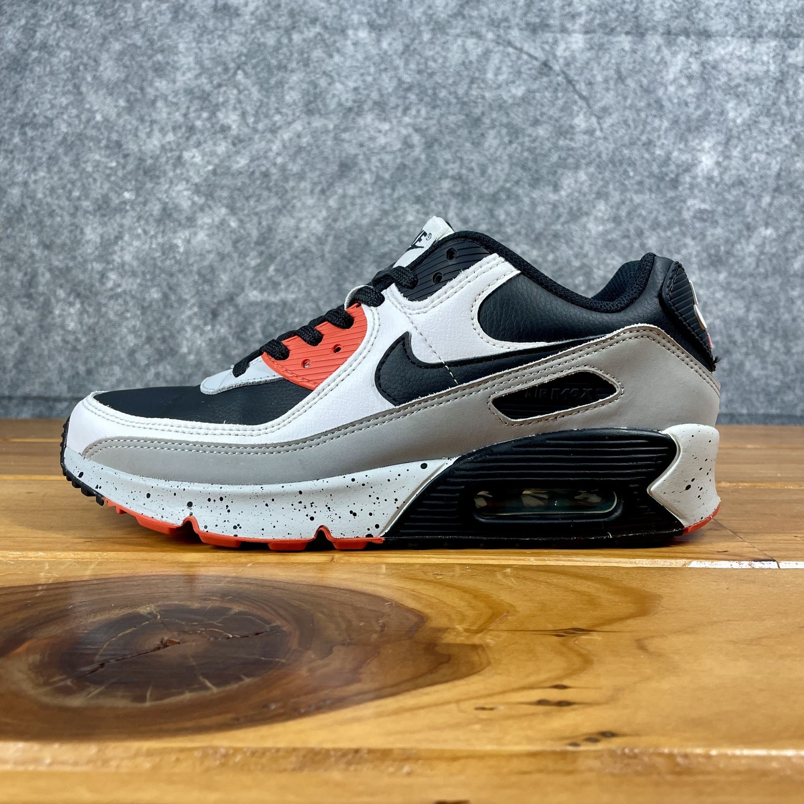 Nike Air Max 90 LTR GS Youth 6Y Womens 7.5 White Black Turf Orange CD6864-110