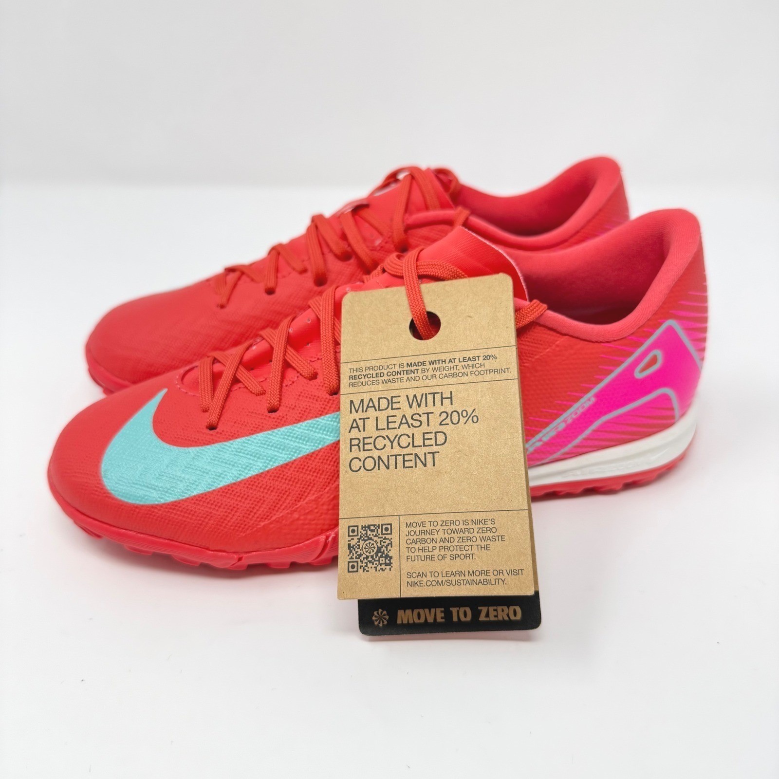 Nike Air Zoom Mercurial Vapor 15 Academy Soccer Shoes Mens 4 Womens 5.5 NEW