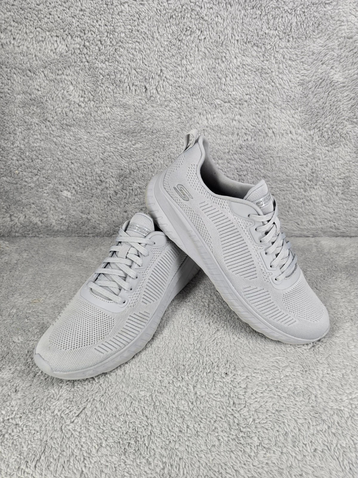 Skechers BOBS Squad Grey Knit Sneakers Women’s Size 9.5 Comfort Athletic Shoes
