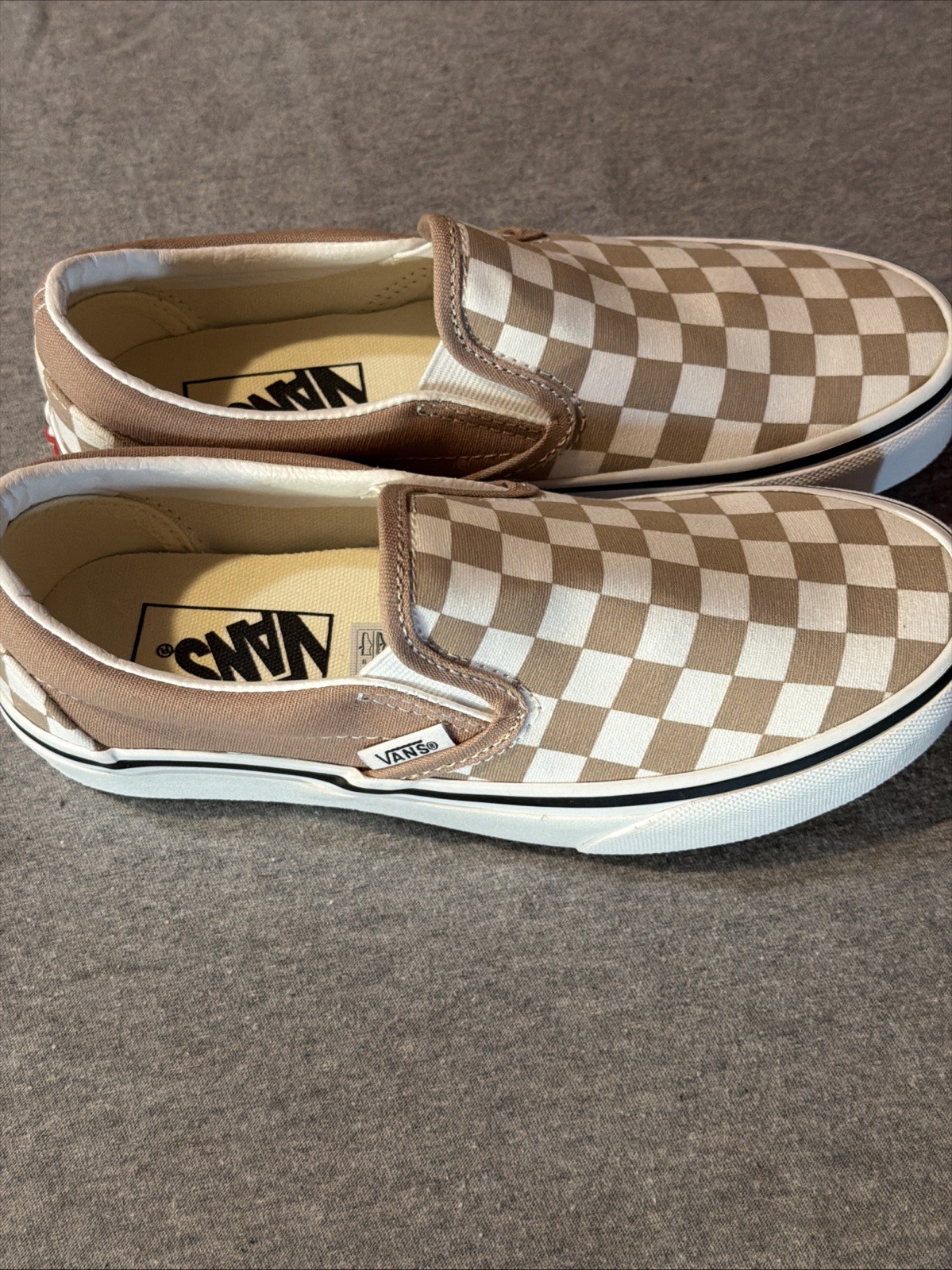 Women’s Size 5 Men’s 3.5- VANS Checkerboard Classic Slip-On Beige