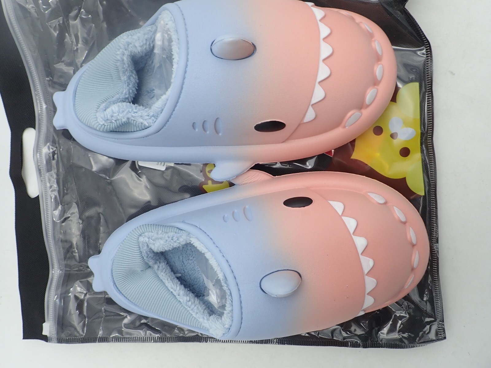 Caramella Bubble Cute Cartoon Shark Slippers Women size 10-11