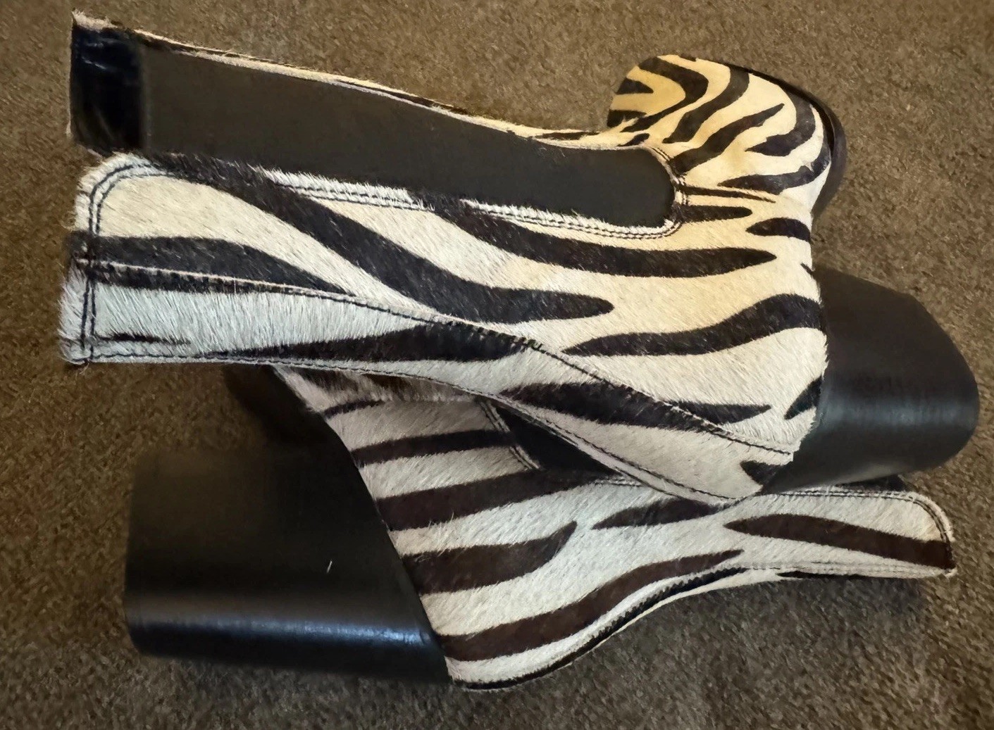 Y2K Soles Zebra Haircalf Chelsea Ankle Boots Women’s 7 Chunky Block Heel Vintage