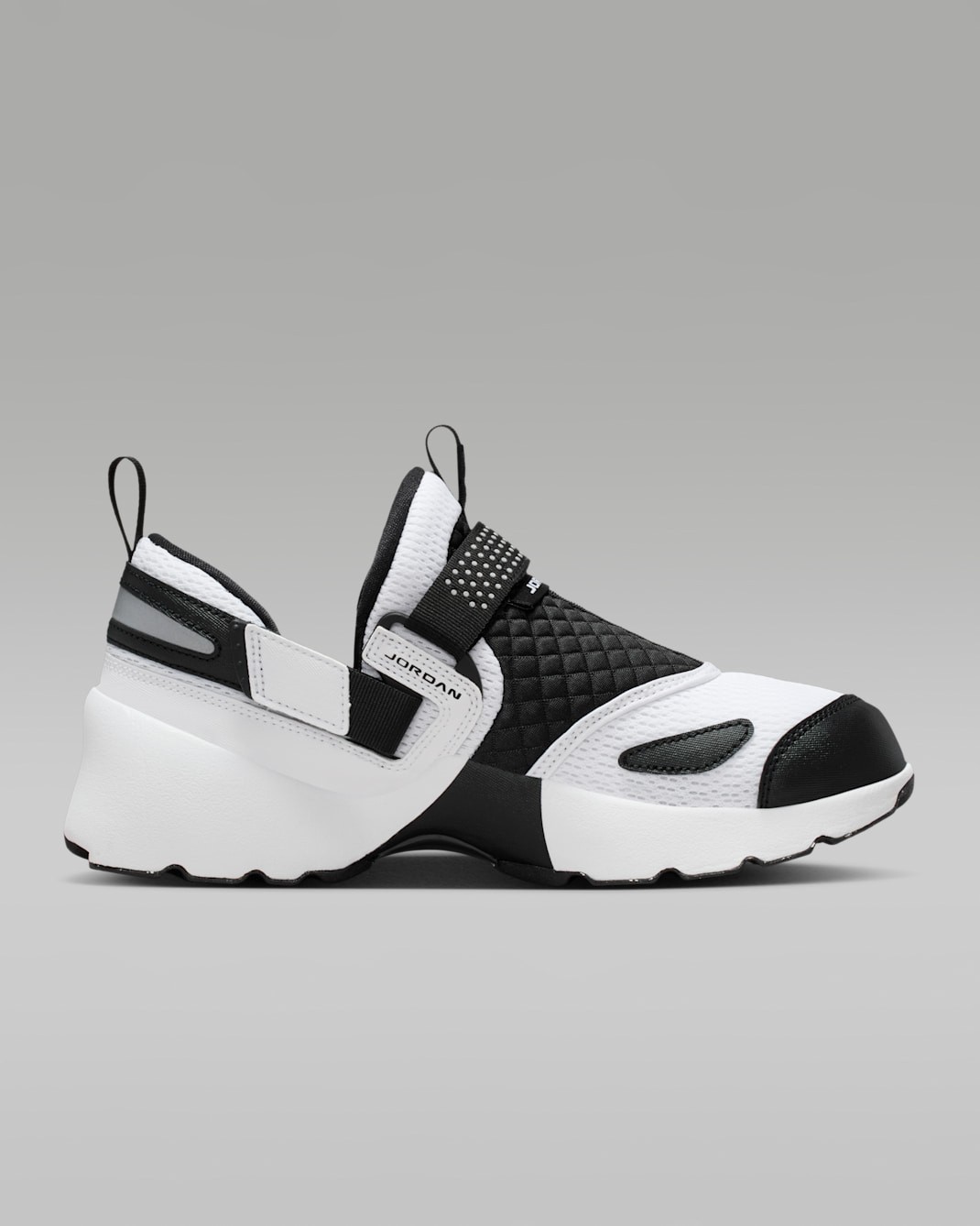 NIKE Women’s Jordan Trunner LX HQ2164-100 White Reflective Silver Black