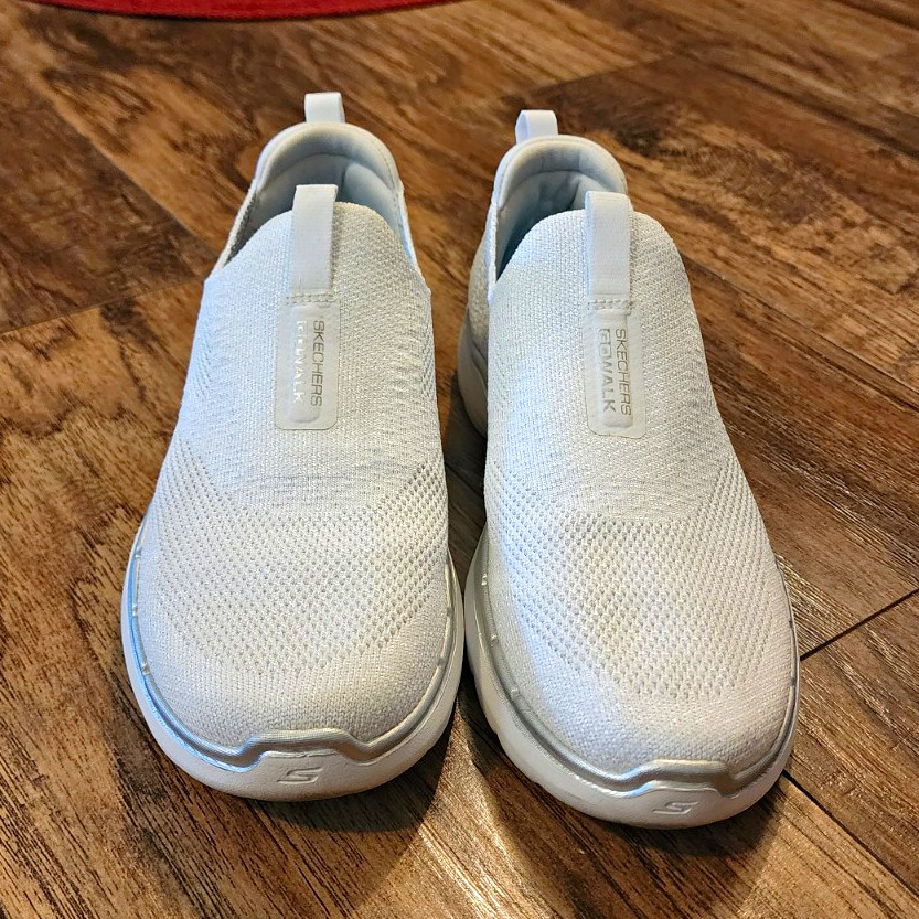 SKECHERS GOwalk Women’s Slip-On White Textile Low Top Athletic Sneaker