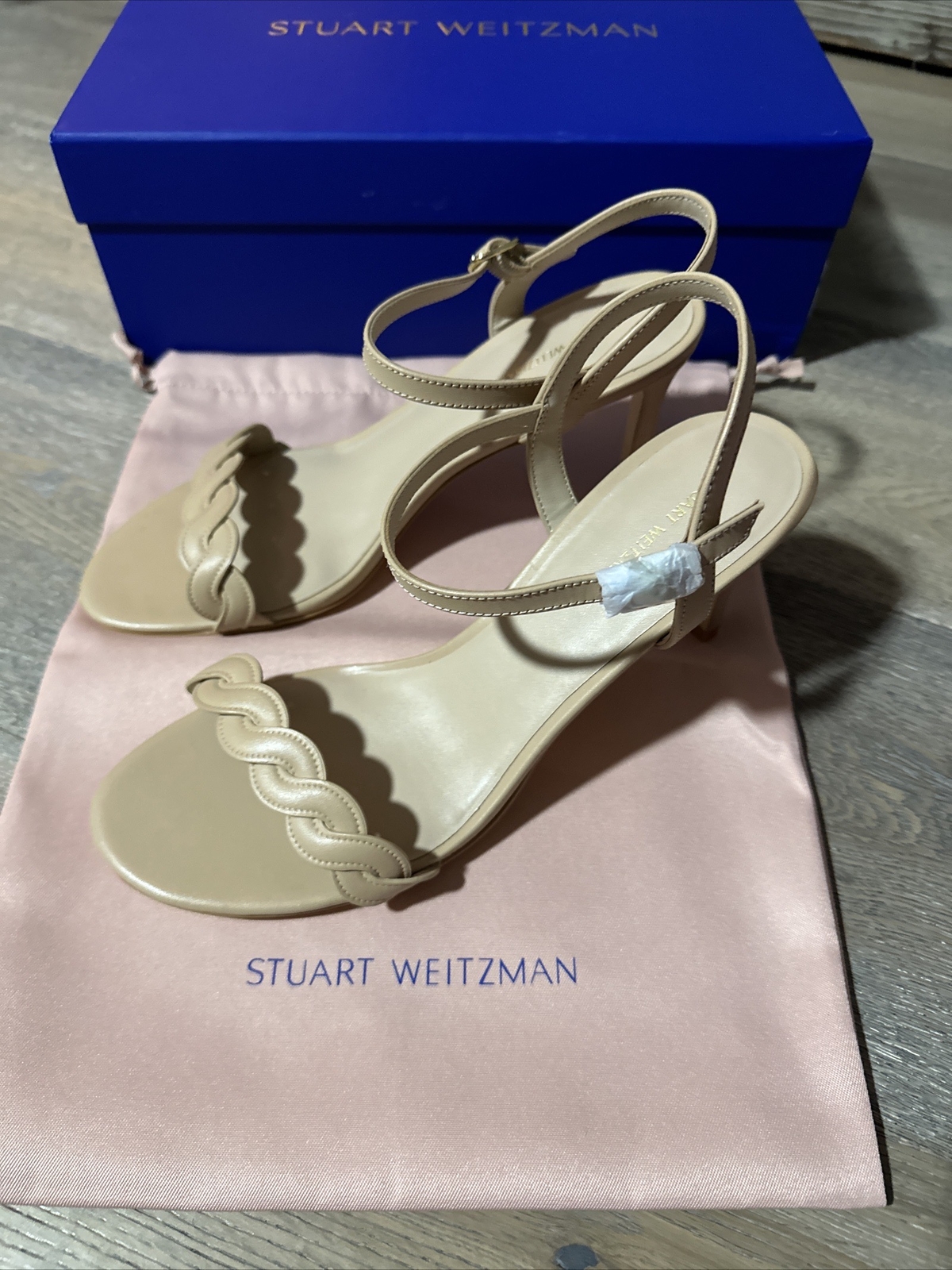 Stuart Weitzman Dancer Twistie 75 Leather Sandal Women’s Golden Beige Size 10