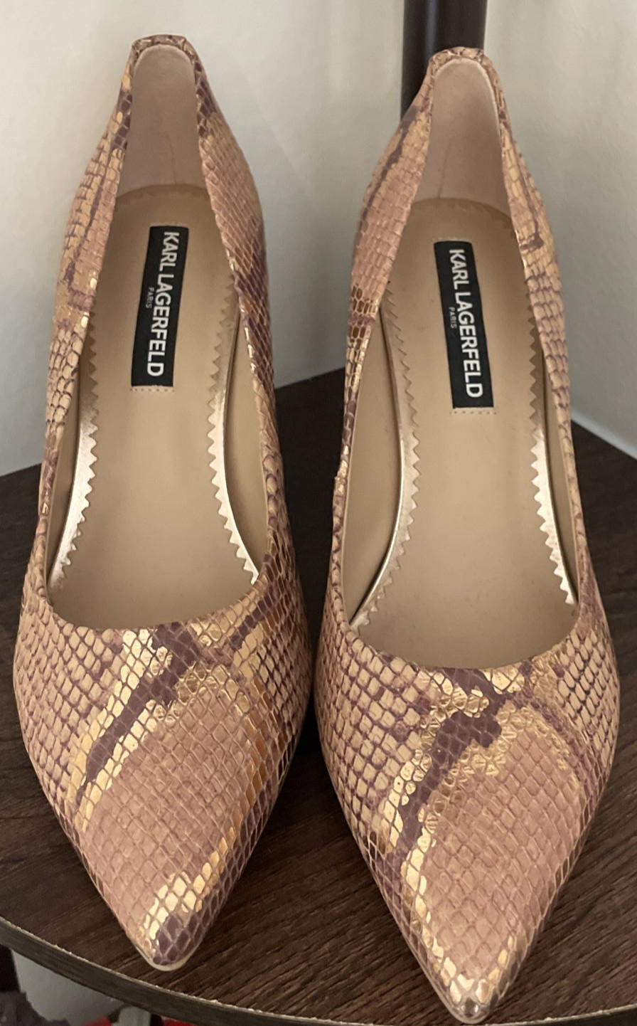 Karl Lagerfeld Paris Royale Snakeskin Pumps Metallic Nude Gold Women’s Size 9 B4