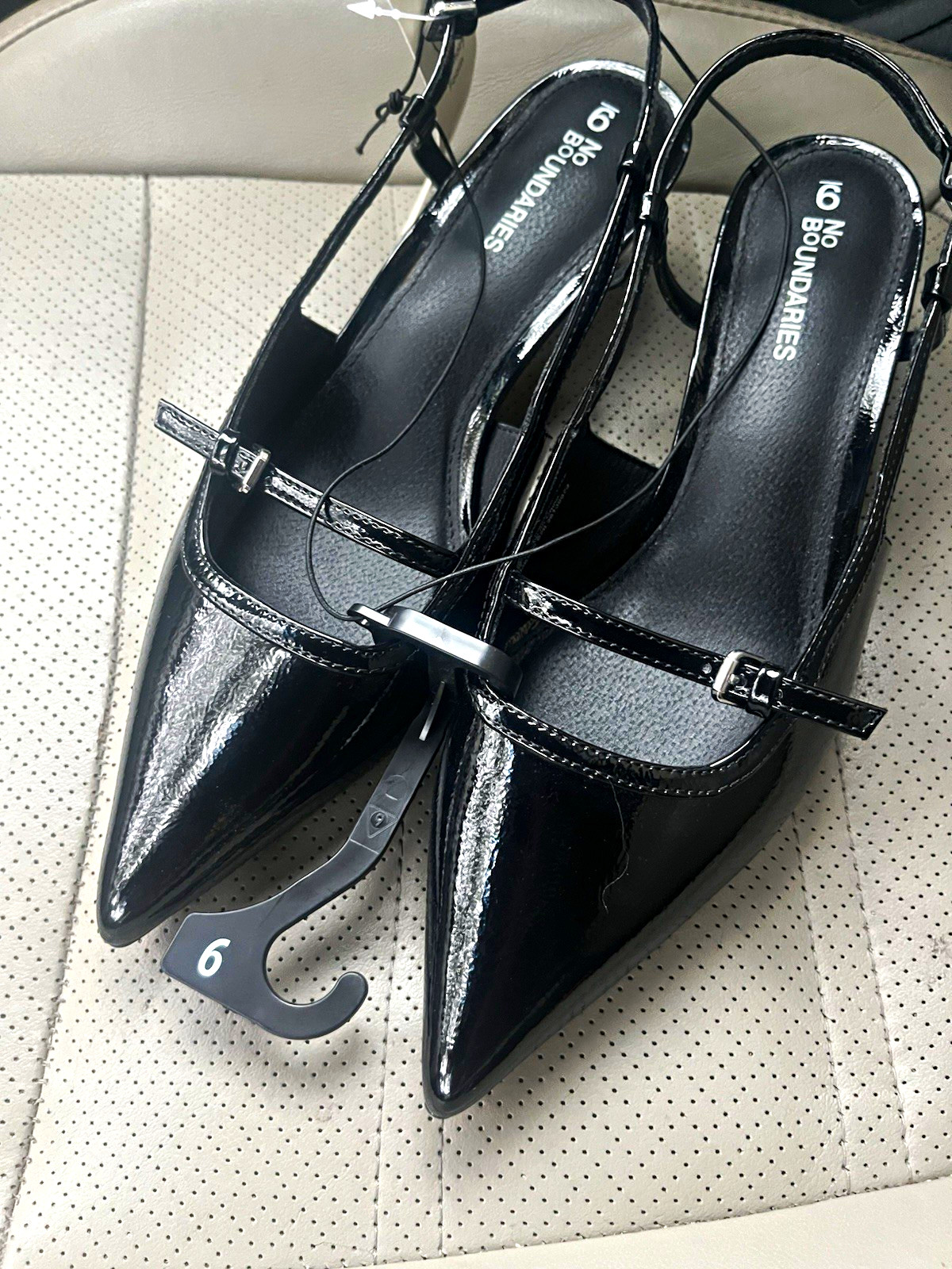 No Boundaries Women’s Black Patent Leather Slingback Pointed Toe Ankle Strap 6