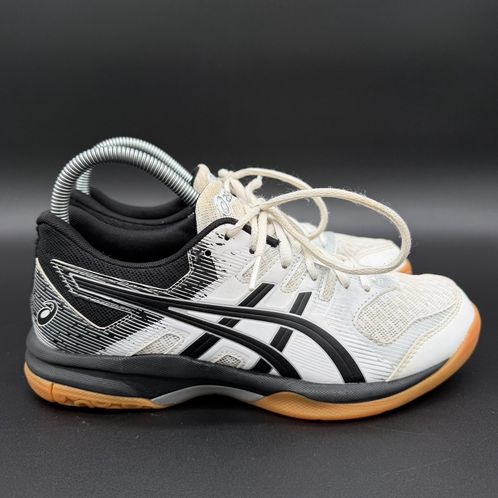 Asics Women’s Gel Rocket 9 Athletic court shoes size women 7.5 White Black Gum