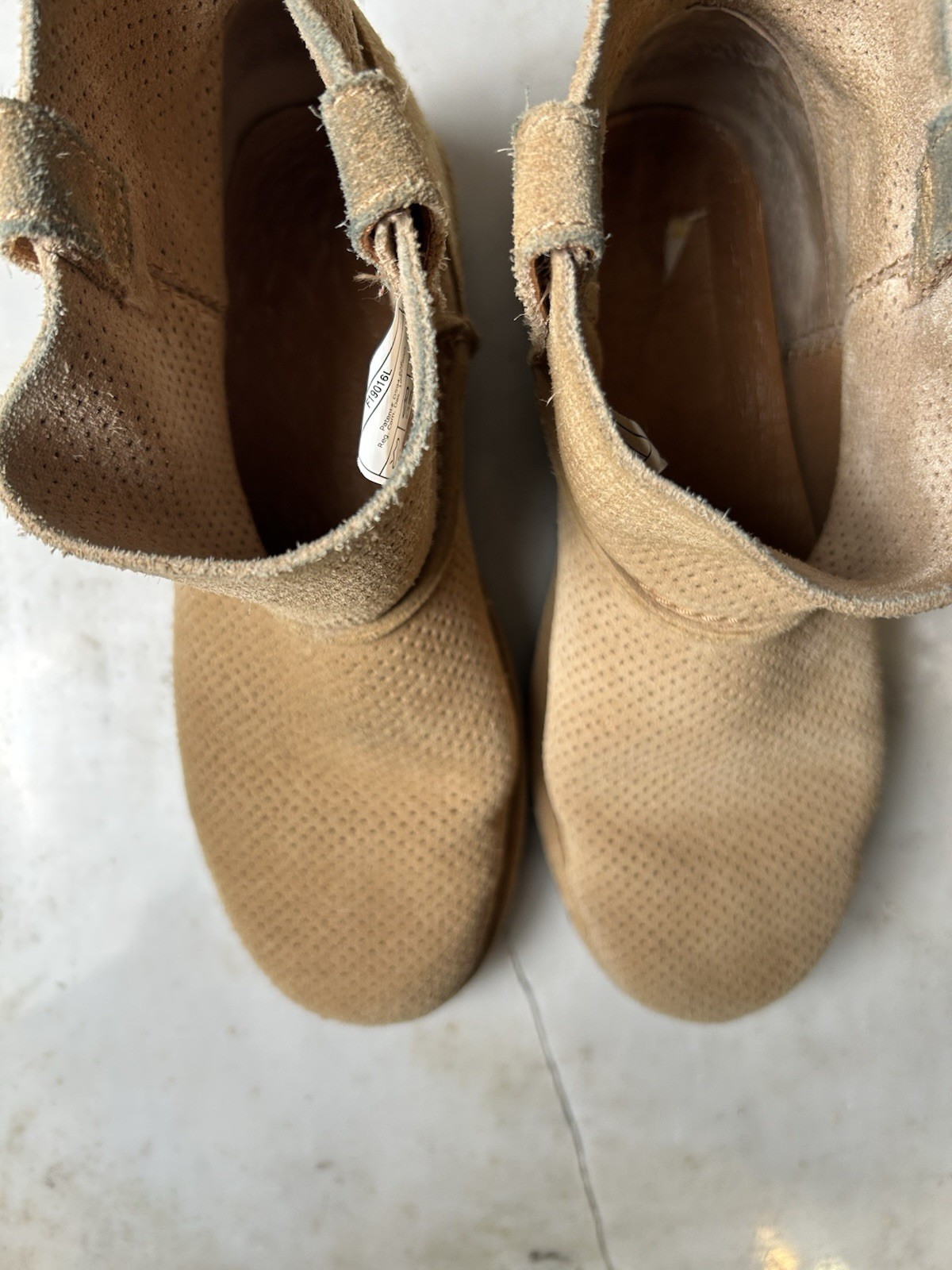 Ugg Classic Unlined Mini Perf 1016852 Tan Size 8 Women’s Boots