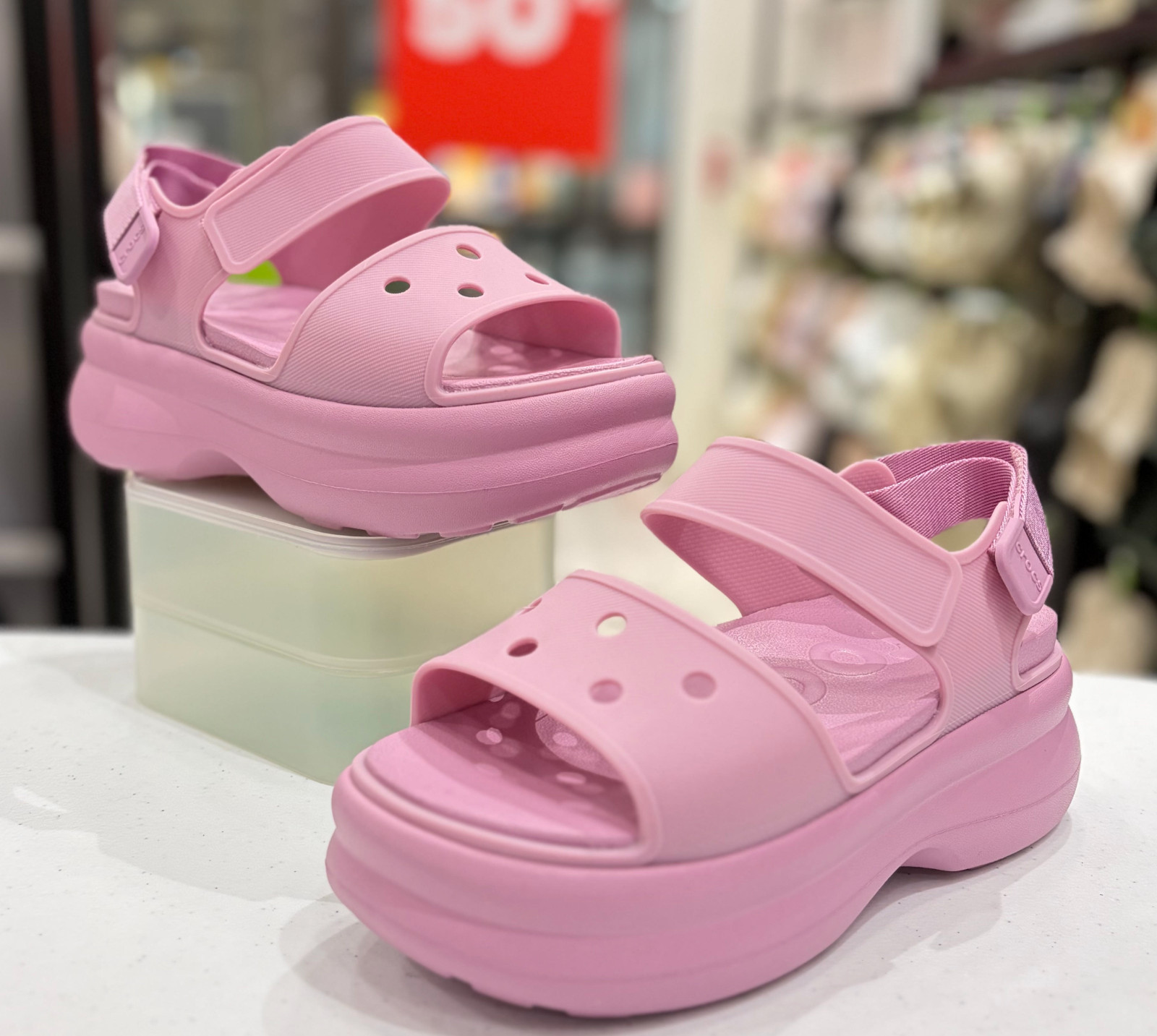 CROCS Womens SOHO Y STRAP SANDAL 211755-5BX HYDRANGEA W 5-9