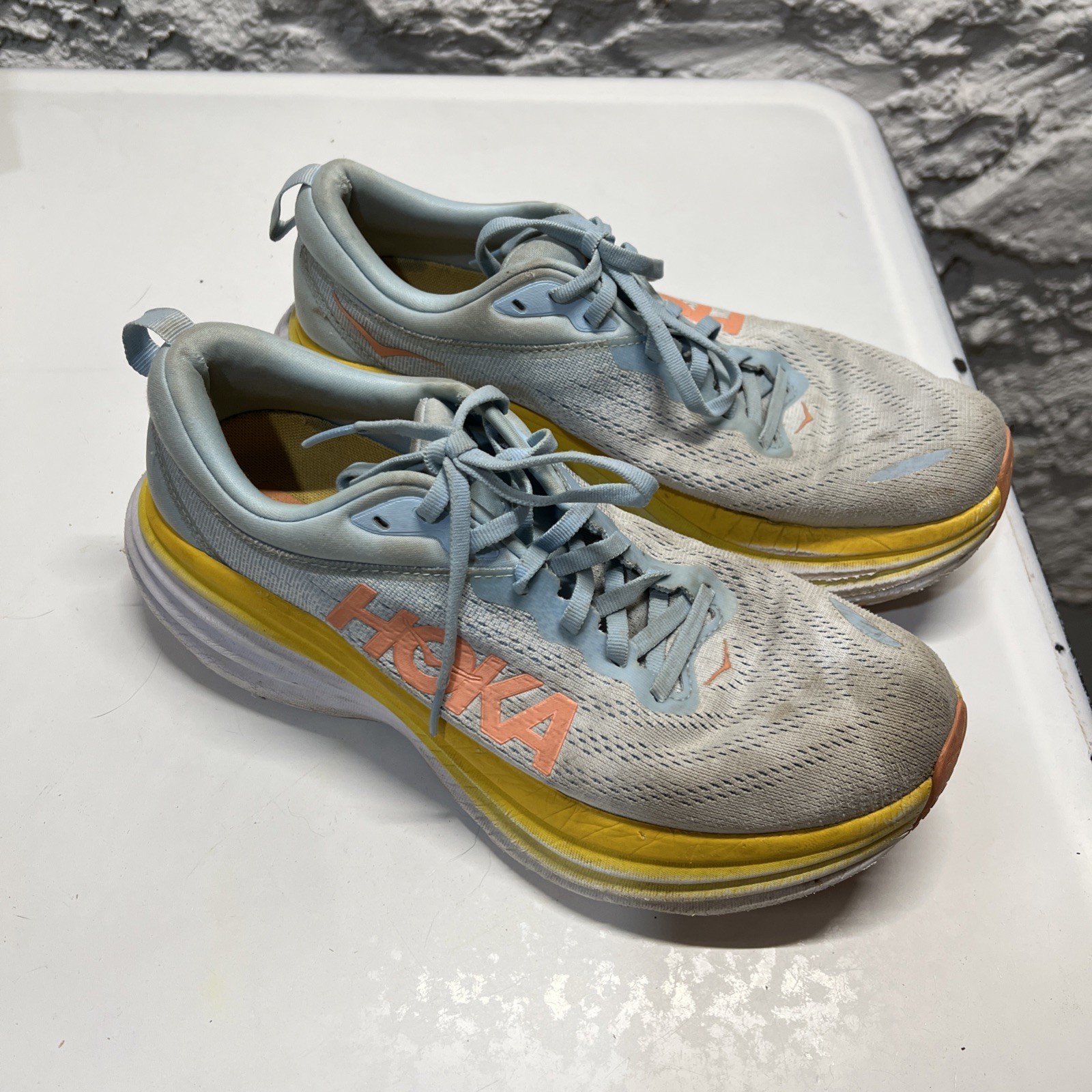 Women’s HOKA Bondi 8 Size 10B