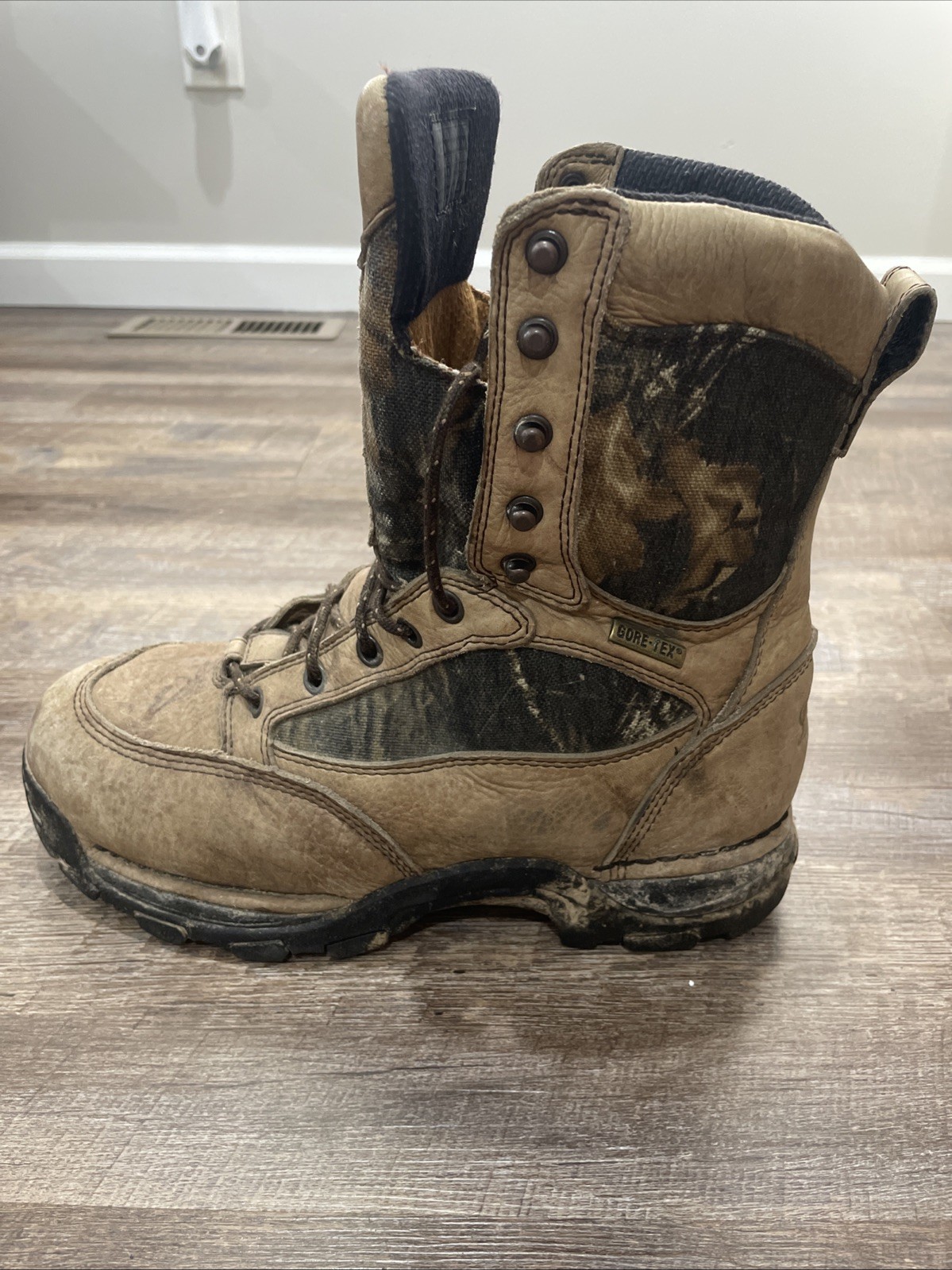 Danner Women’s 8” Pronghorn 1000G MOBU GTX Hiking Hunting Boots Leather Size 9