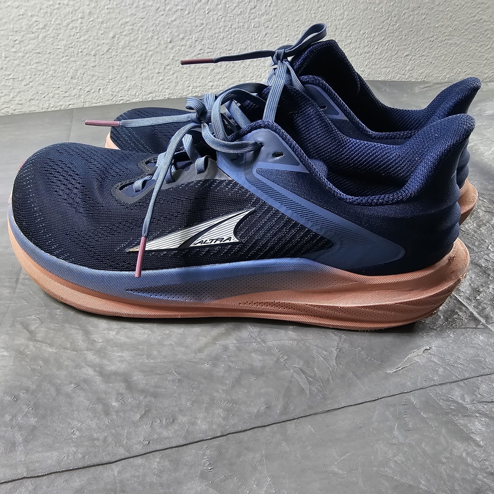 Altra Torin 8 Road Running Shoes Womes Size 10 US Color Navy blue (NO INSOLES).
