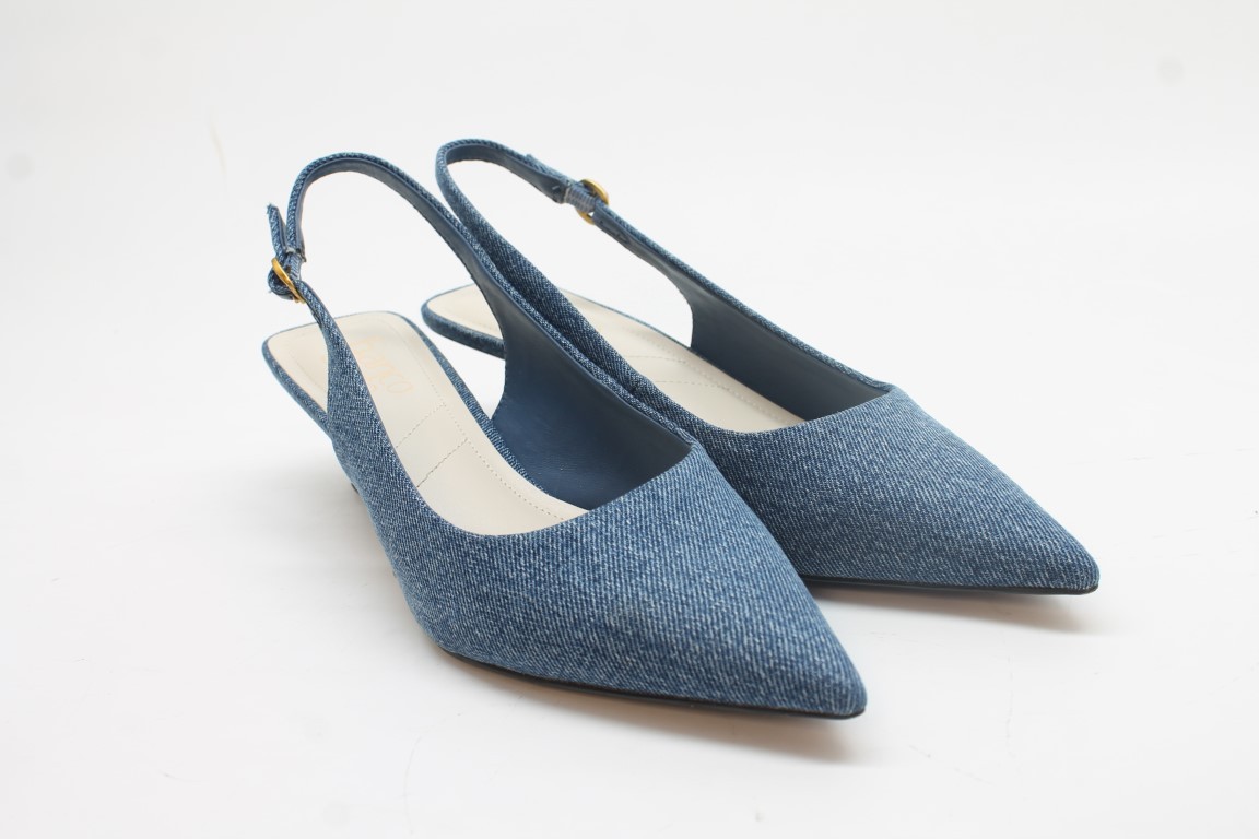 Franco Sarto Jaden Women’s Slingback Pumps Floor Sample