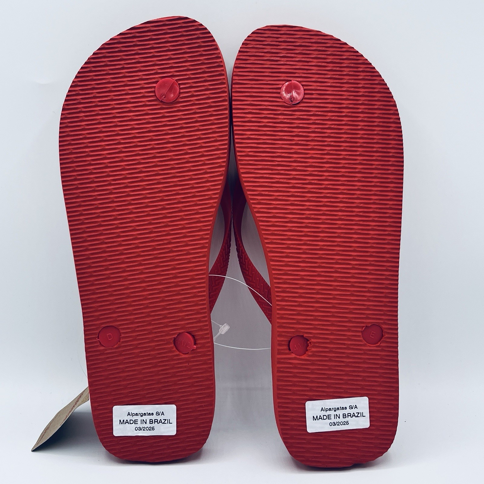 HAVAIANAS Flip Flops Beach Summer Vacation Ruby Red Size 11/12W – 9/10M (NEW)