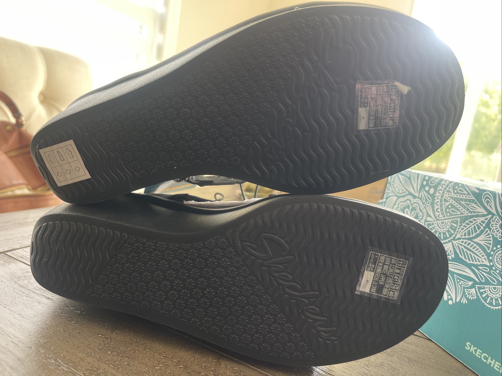 Cali From Skechers Luxe Foam California Comfort Sassier Dayz Women Black Size 11