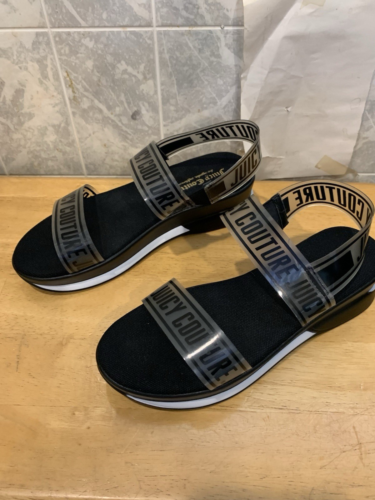 Juicy Couture Clear Transparent Slide Sandal Women’s Size 6 Logo Straps (No Box)