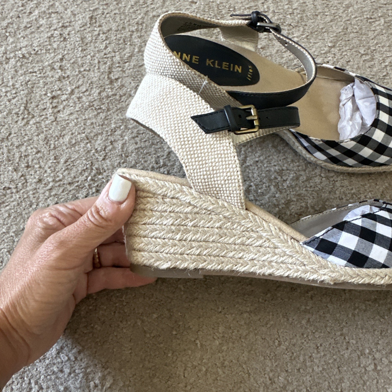 Anne Klein iflex Black White Gingham Check & Straw Wedge Slingback Size 6.5M
