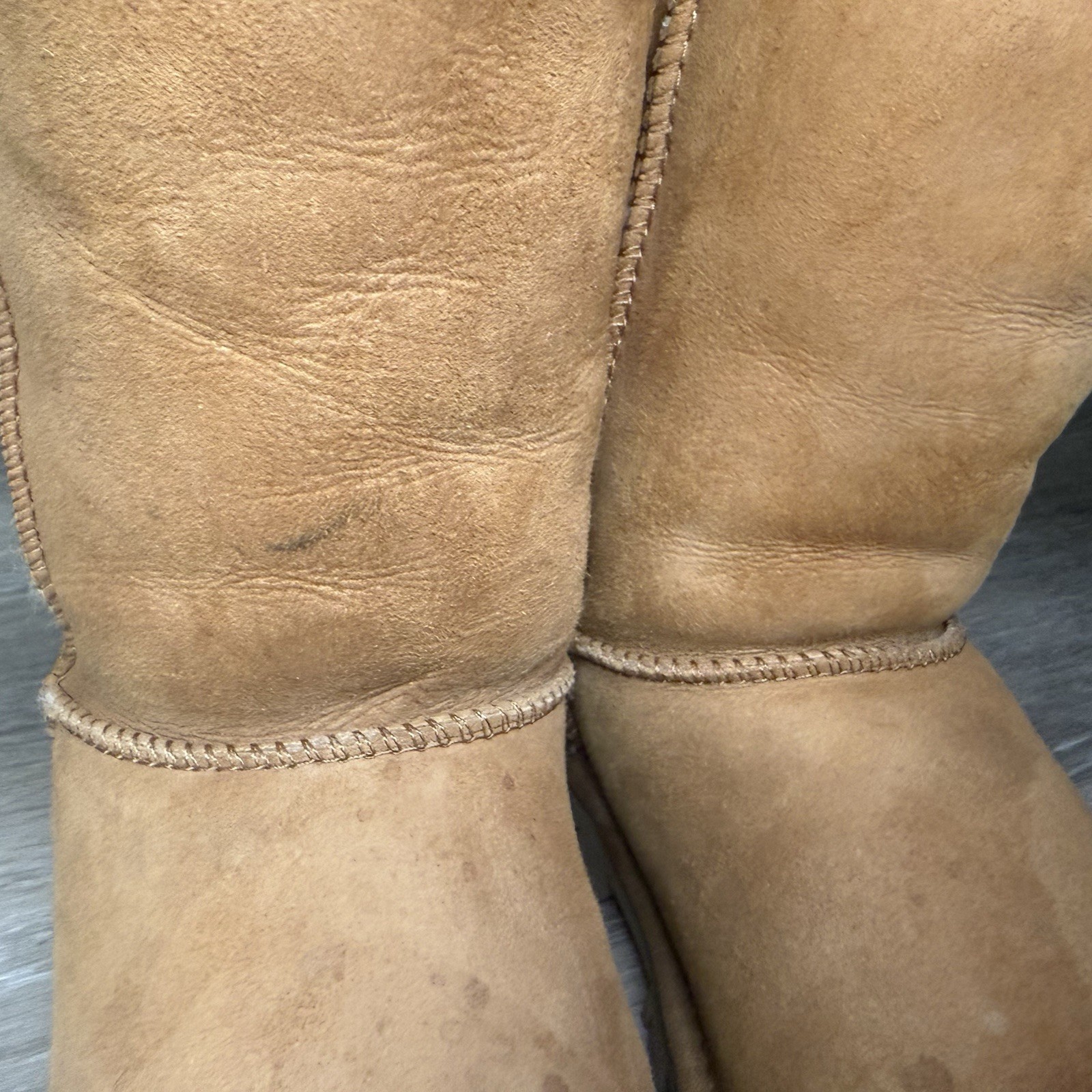 UGG Australia Classic Short Suede Boot # 5835 Chestnut Brown Size 7/EU 38