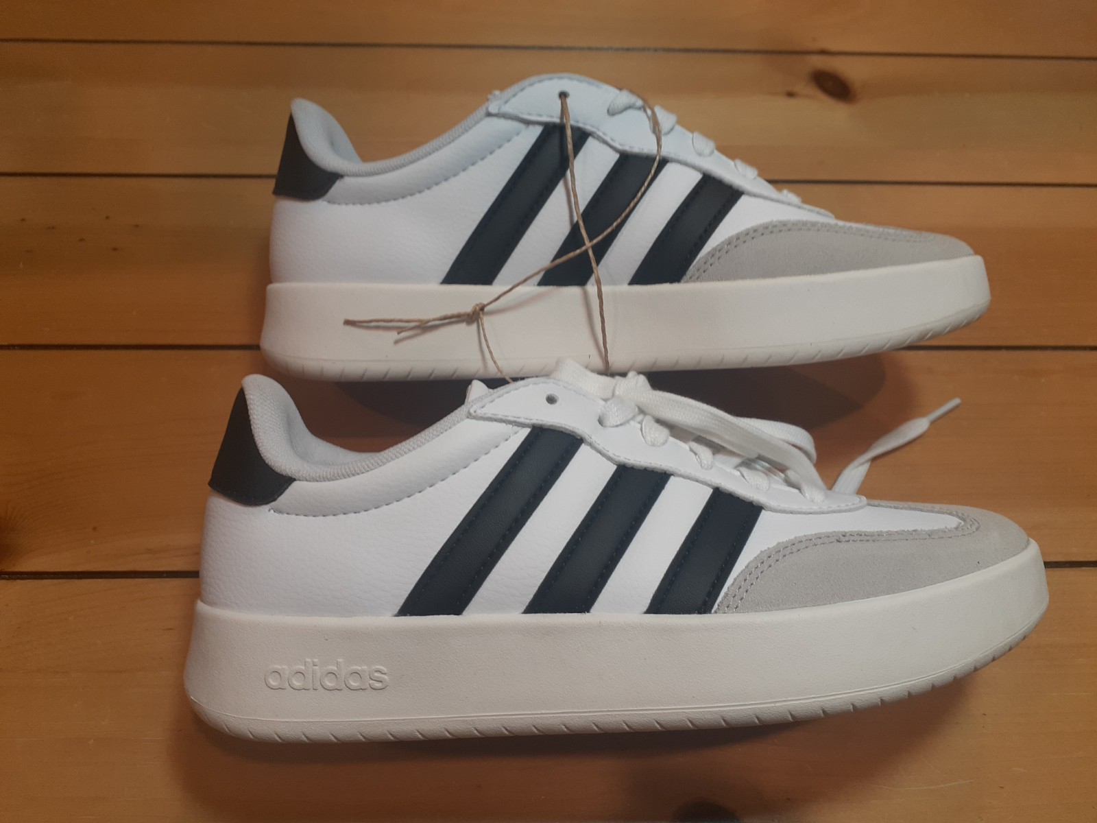 Adidas Barreda Decode white and black womens us size 7.5