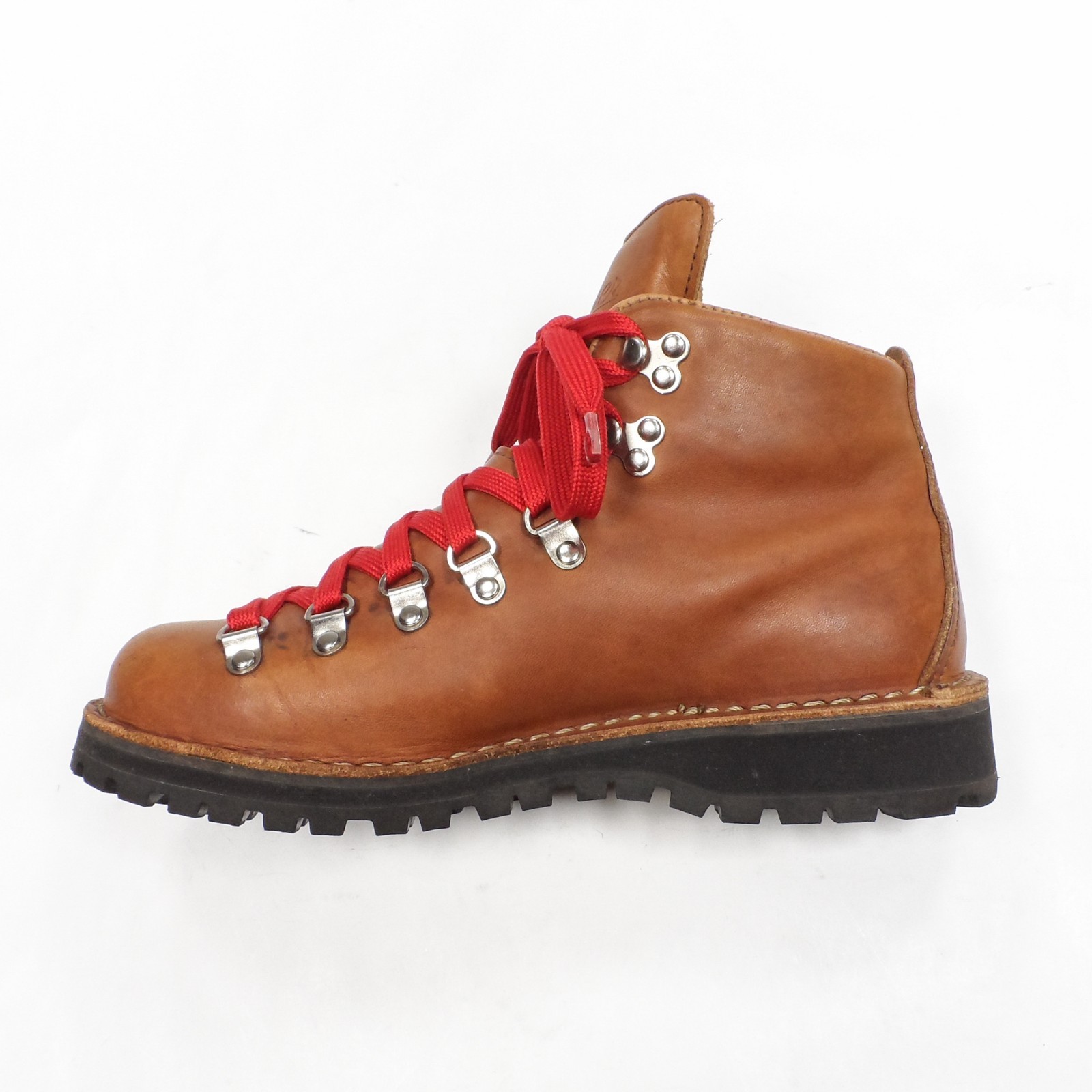Danner ‘Mountain Light Cascade’ Brown Lug Sole Hiking Ankle Boots – Women’s 7 M
