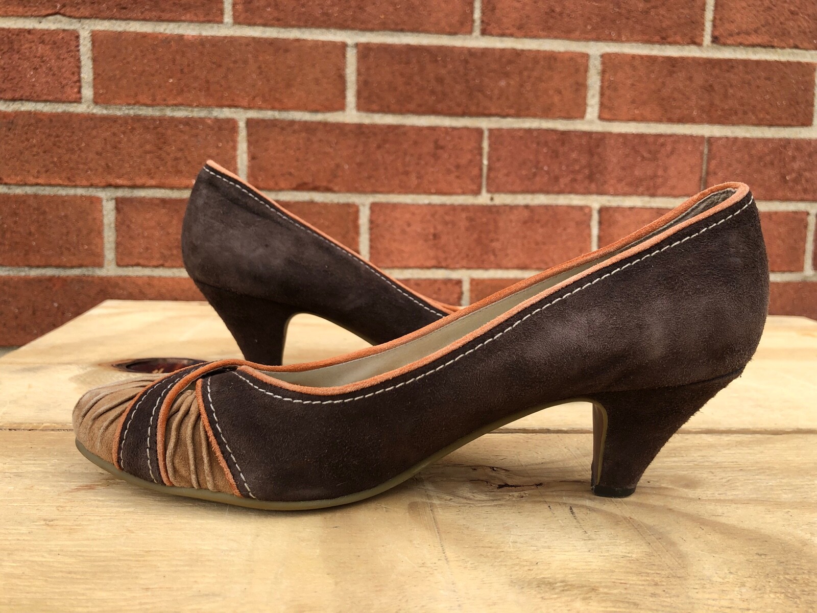 Staccato women Brown Leather suede Pumps low Heels US 6 (230)