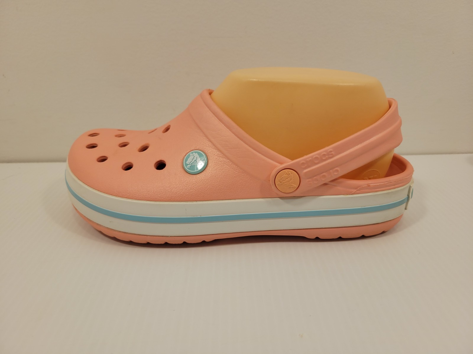 Nice! CROCS Clogs – Shoe Size Mens 5 Womens 7