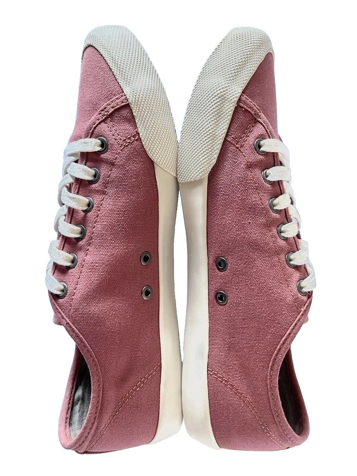 SeaVees Monterey Sneaker Standard Brick Red Cotton Canvas Womens 9 Low Top