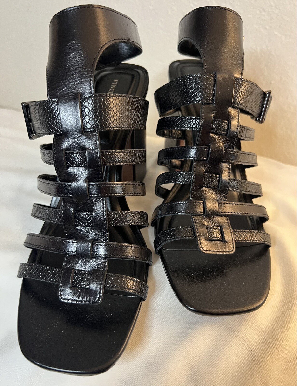 Vince Camuto Hicheny
