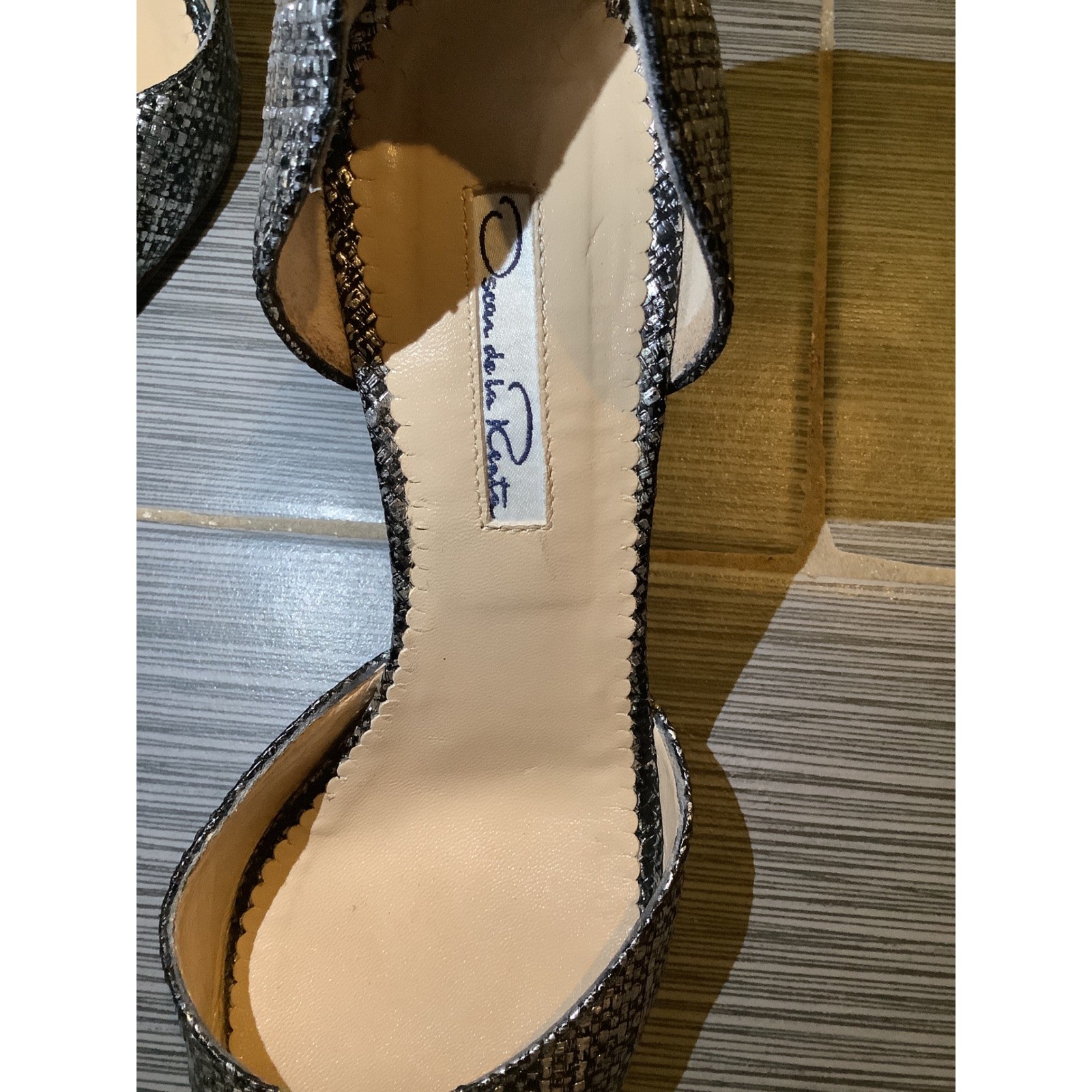 Oscar de la Renta Silver Black Metallic Beaded d’Orsay Pumps Heels Size 38 Italy