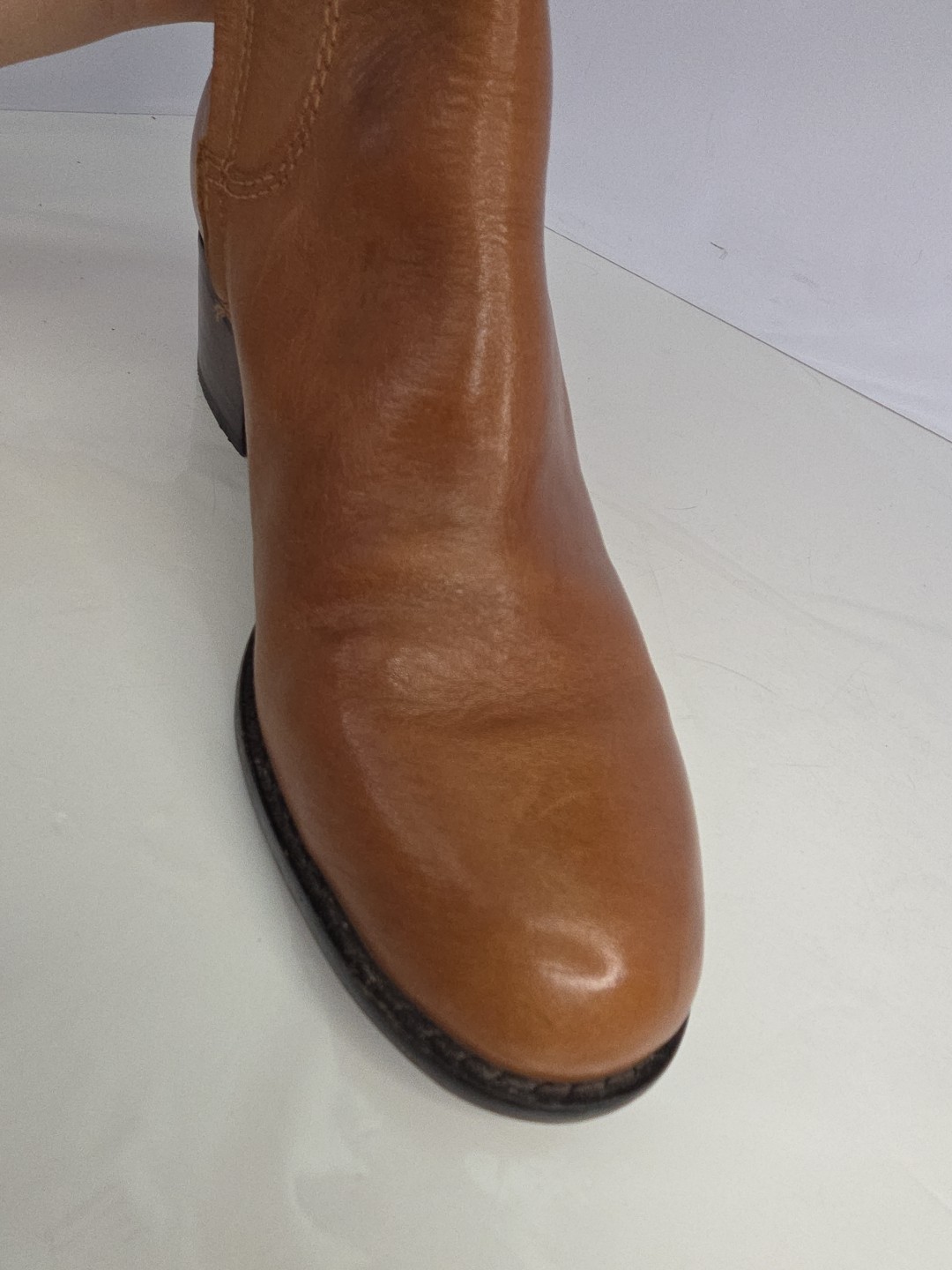 Michael Kors Hamilton Luggage Riding Boots Smooth Camel Colored Leather Sz 5.5 M