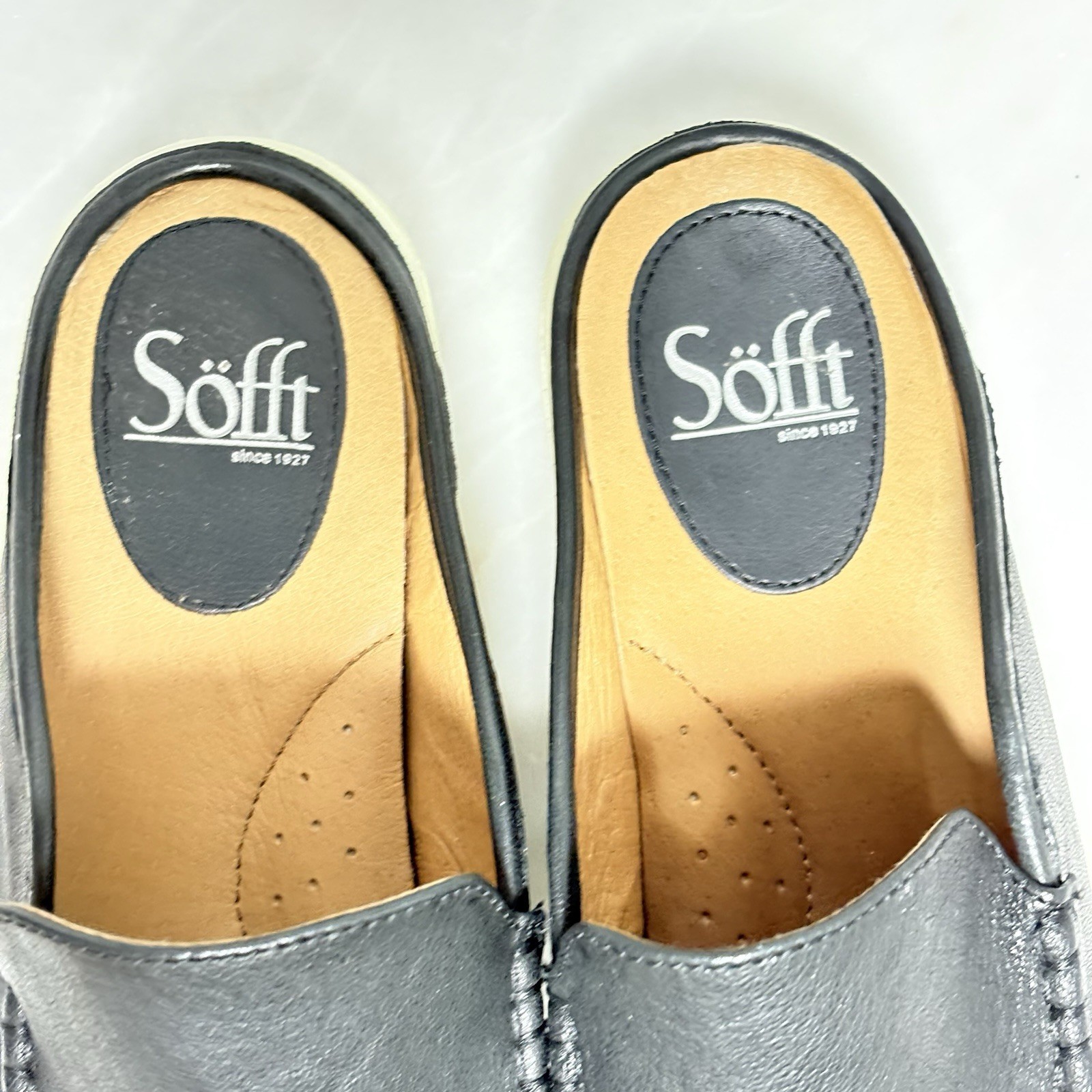 Sofft Shoes Womens 8.5 Somers Moc Toe Mules Flats Slip On Black Leather Casual