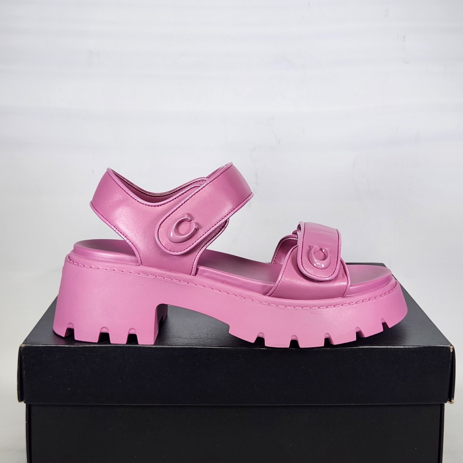 Size 8.5 – Coach Brynn PLATFORM – 2.25″ Heel / 1″ Platform – Fuchsia Leather