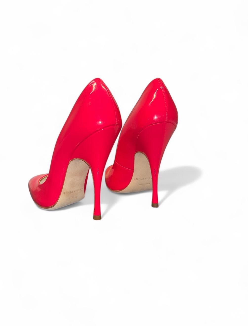NWT Brian Atwood heels, IT 35