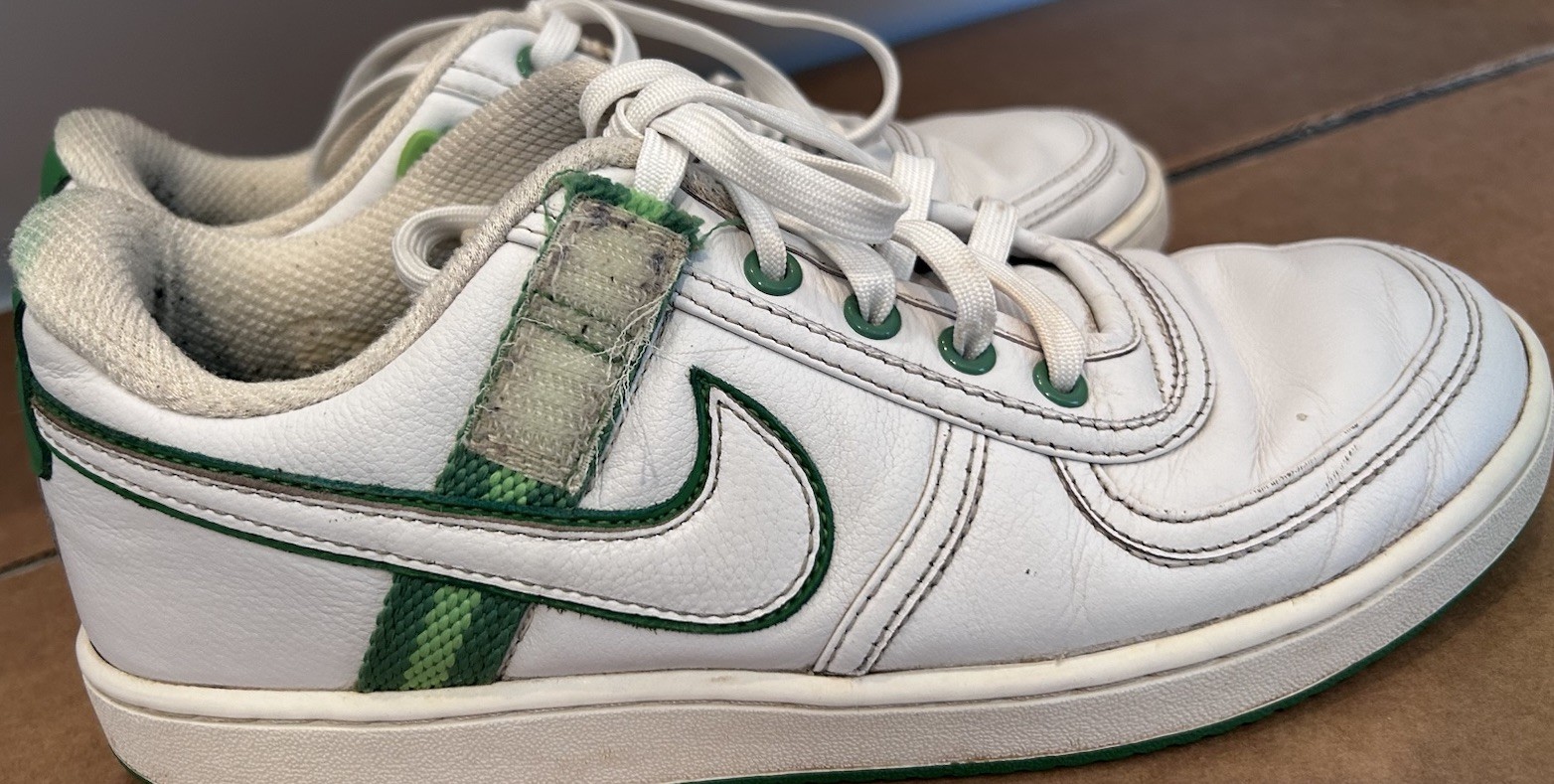 Nike Size 10 Women’s Low White W/ Green Vandals See Description